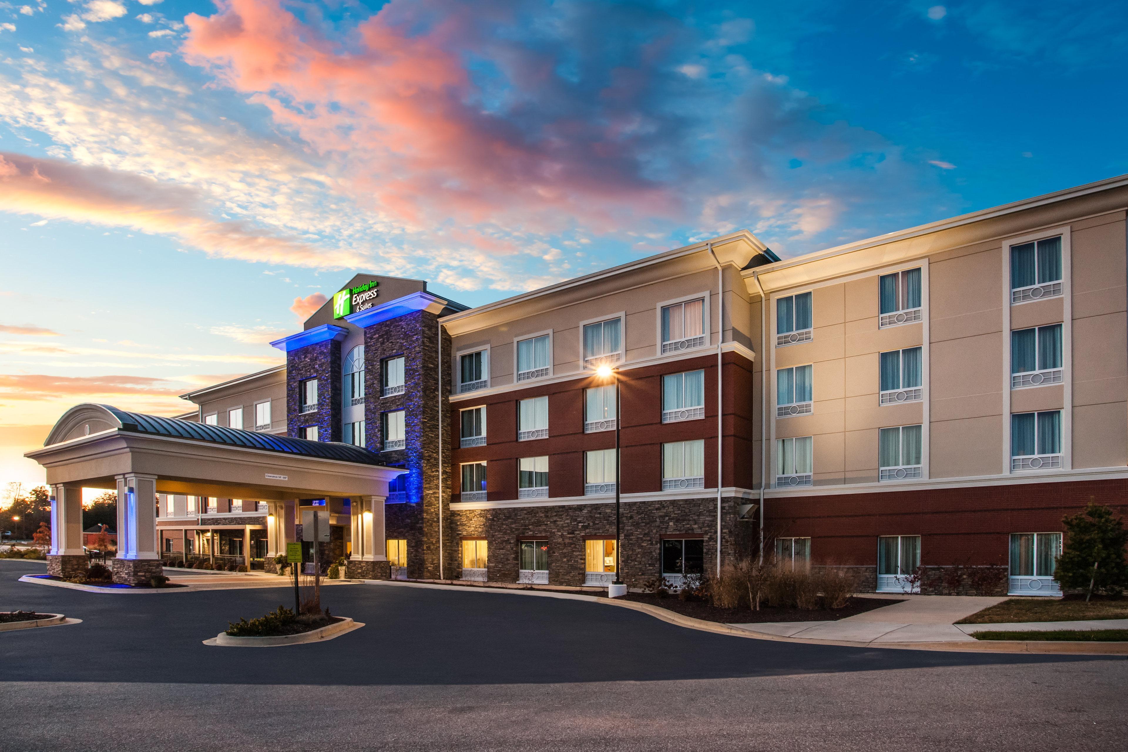 Holiday Inn Express & Suites Lexington Park California By Ihg Exteriör bild